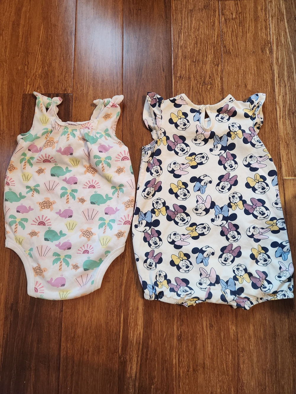 Minnie Baby Girl One-Piece Bubble Shorts Romper & Ocean Bodysuit, 18-24 Months - Picture 6 of 6